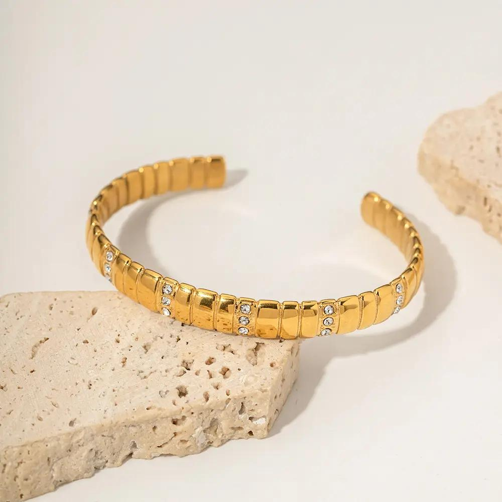 Chic Gold & Stone Bracelet Bangles-Bracelets-NEVANNA