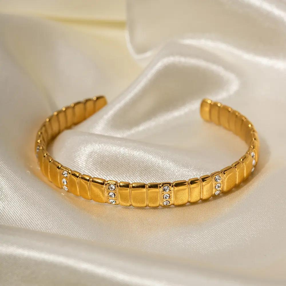 Chic Gold & Stone Bracelet Bangles-Bracelets-NEVANNA